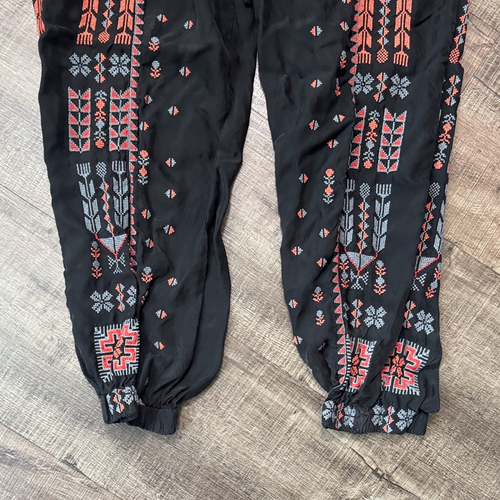 Johnny Was x Pete & Greta Embroidered Pattern jogger pants - Picture 3 of 7